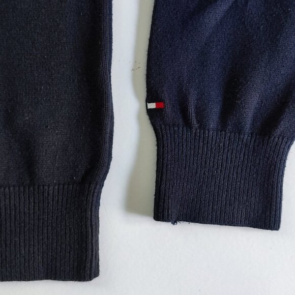 Tommy Hilfiger University style pullover men's size XS navy blue and red graphic - Picture 10 of 13